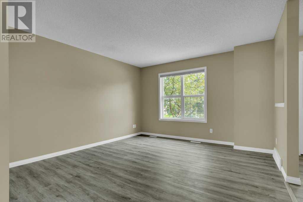 17 Saddlebrook Common NE