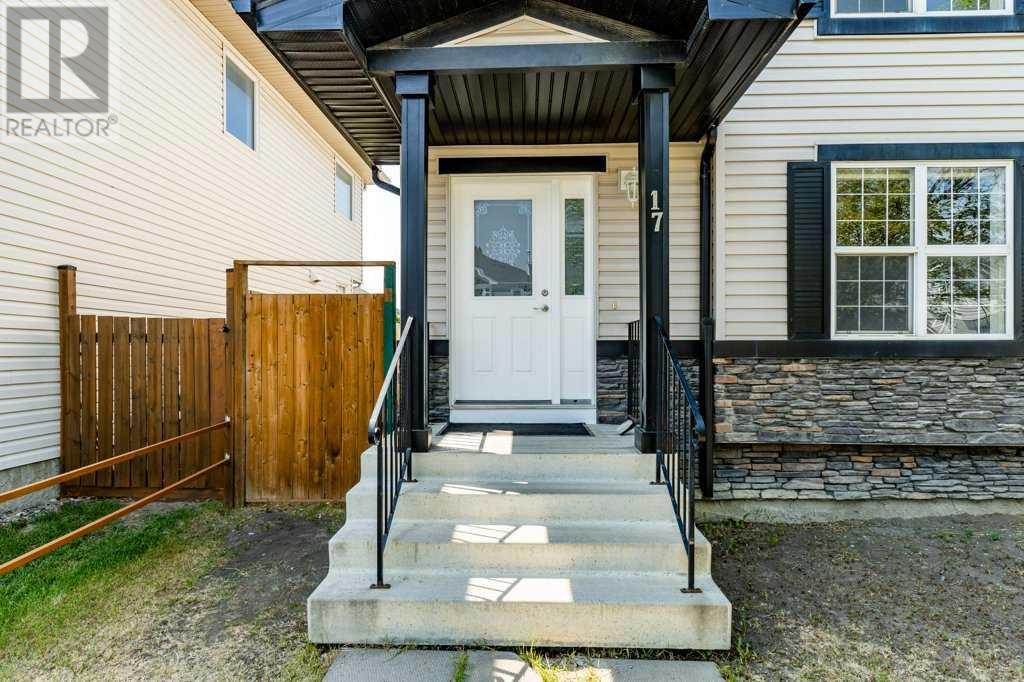 17 Saddlebrook Common NE