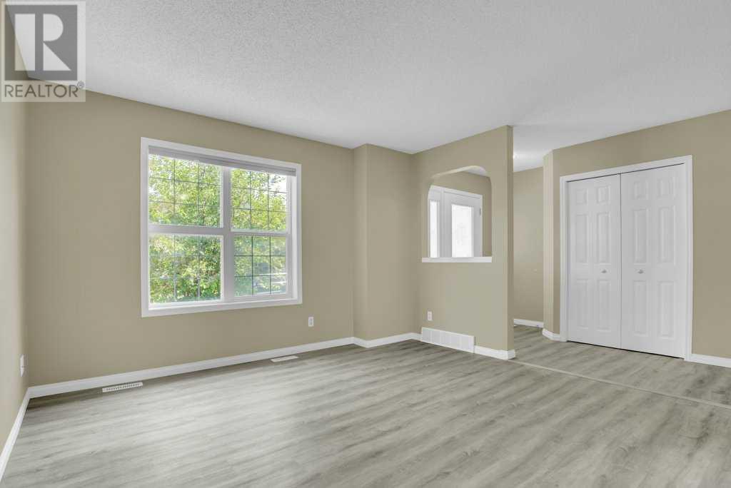 17 Saddlebrook Common NE