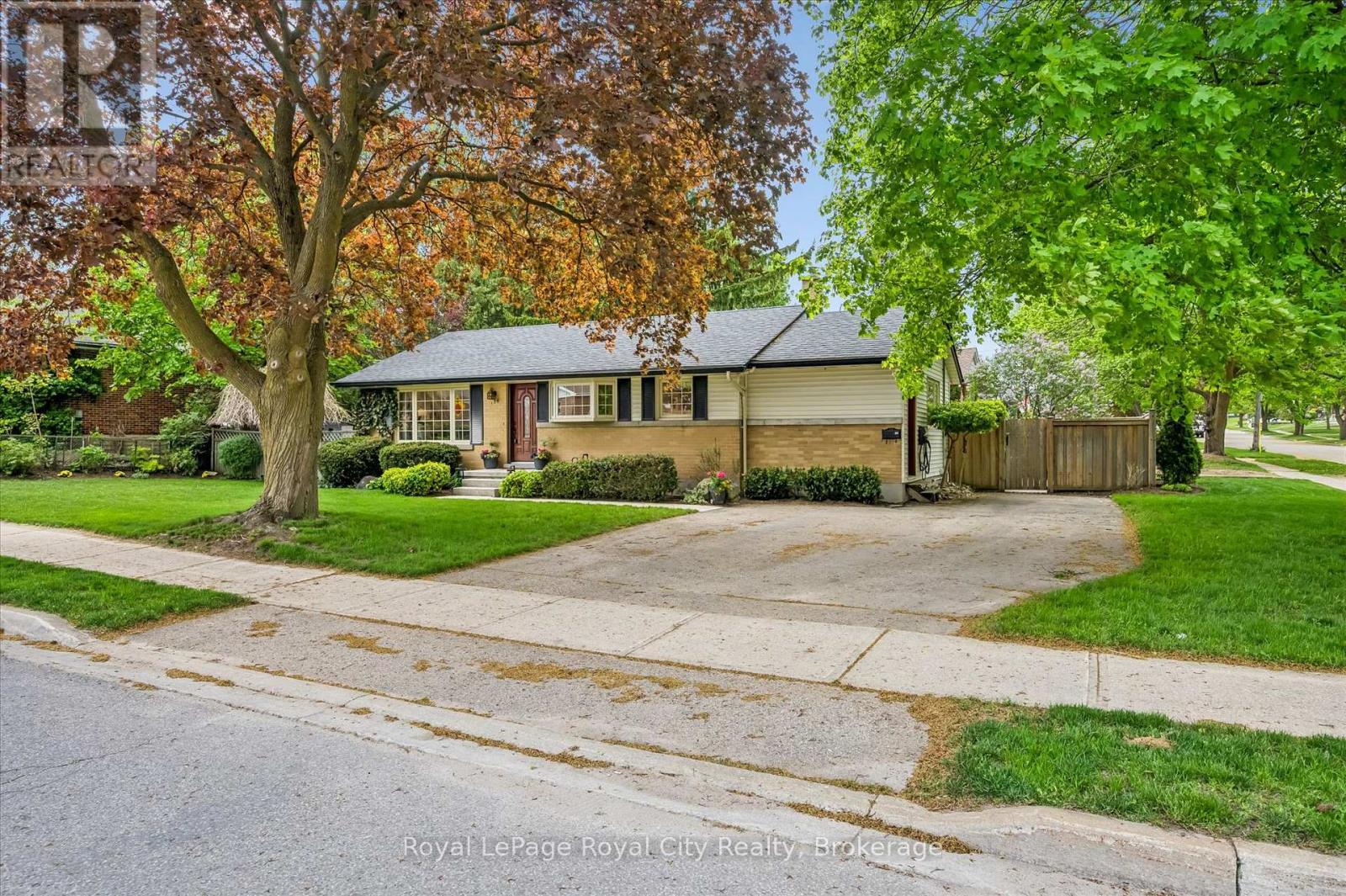 136 EMMA STREET