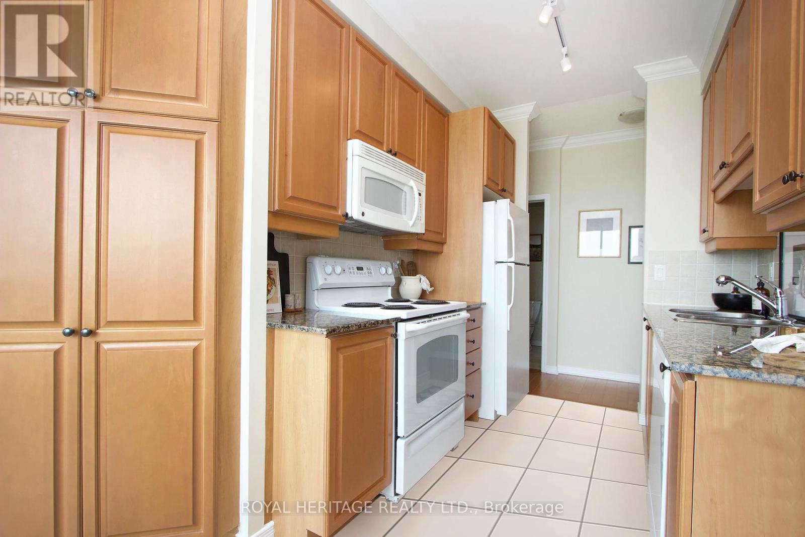 1209 - 340 WATSON ST STREET W