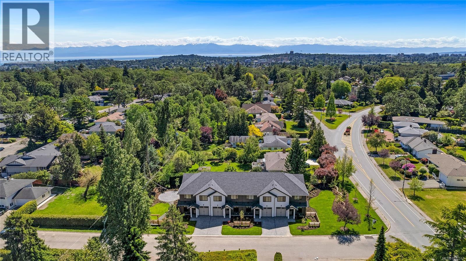 1 3333 Henderson Rd