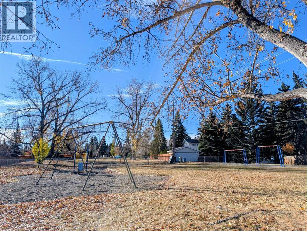 12044 Lake Emerald Crescent SE