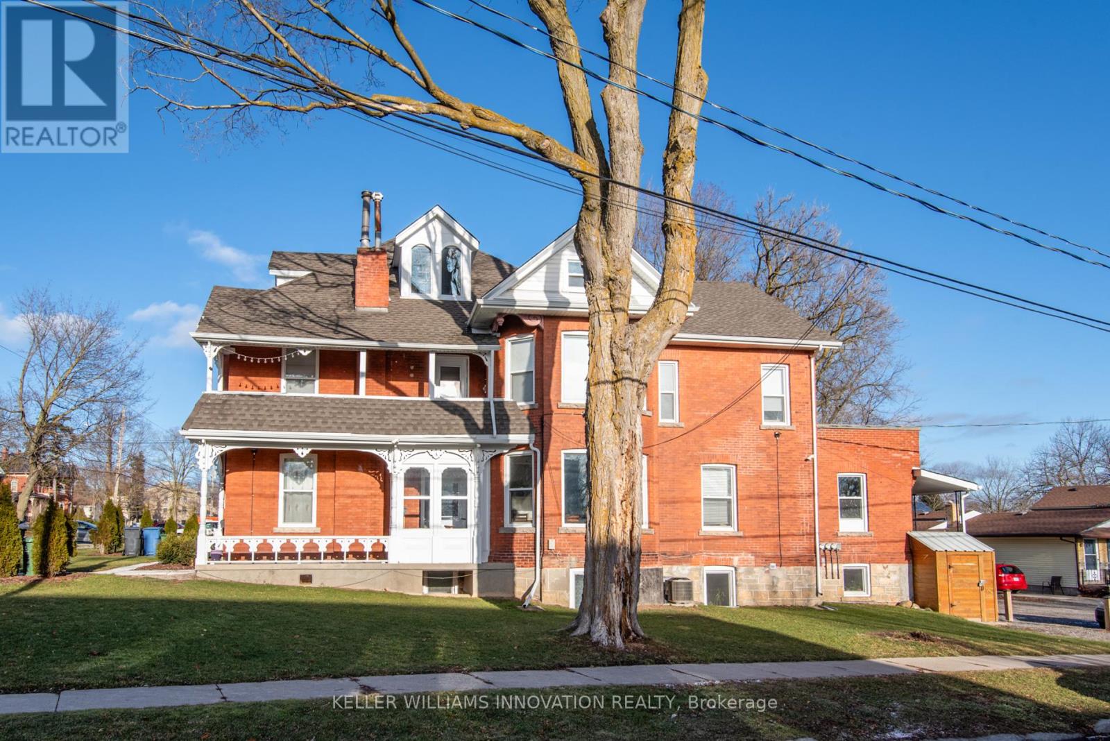 B - 72 WATERLOO AVENUE