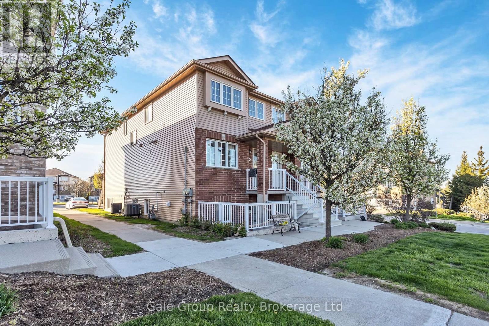 19A - 50 HOWE DRIVE