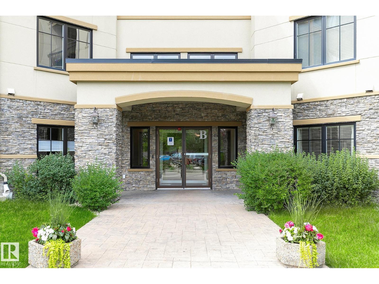 #340 160 MAGRATH RD NW