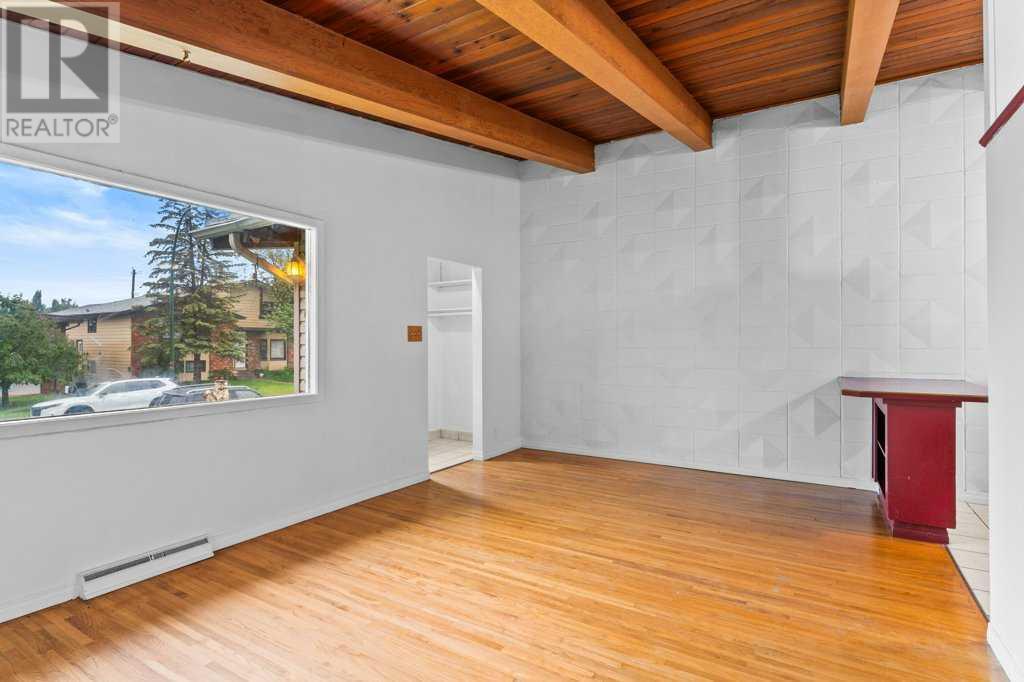933 & 935 41 Street SW