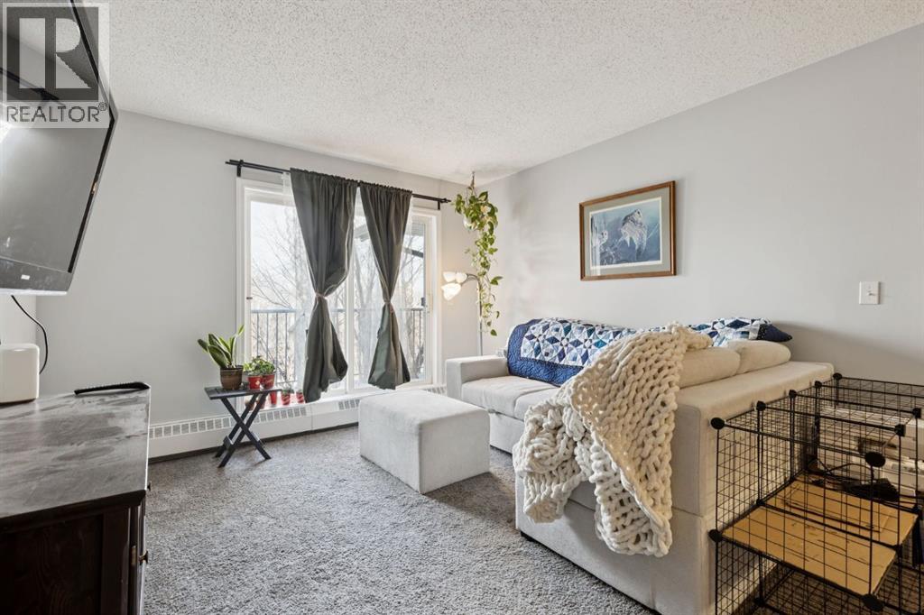 412, 11 Dover Point SE