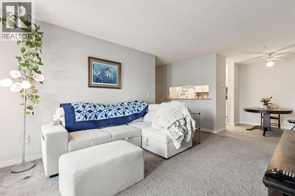 412, 11 Dover Point SE