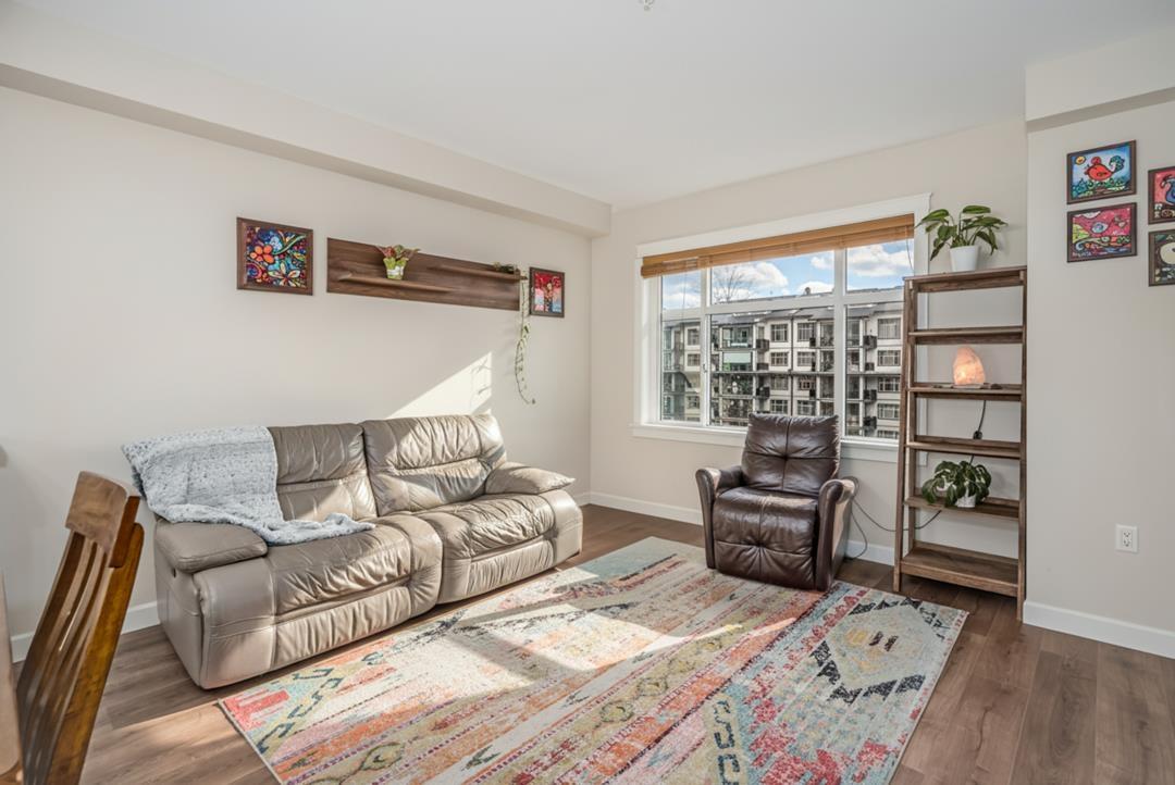 309 8561 203A STREET