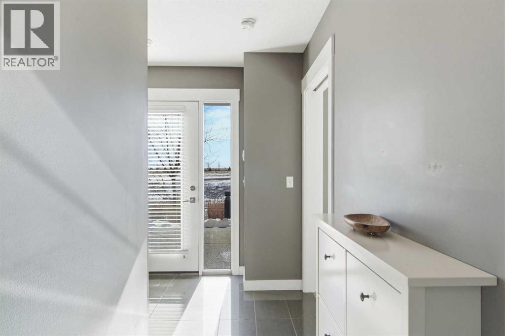 33, 111 Rainbow Falls Gate