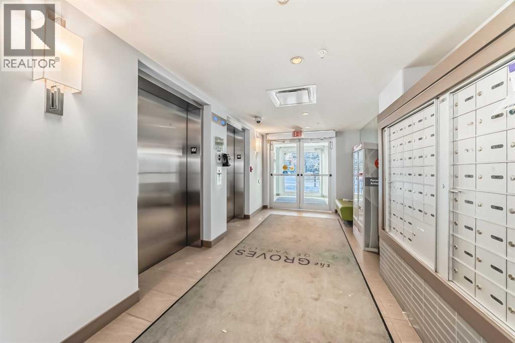 310, 24 Varsity Estates Circle NW