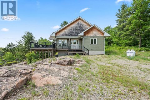 2092 BEACH ROAD Frontenac (Frontenac North) ON K0H2M0