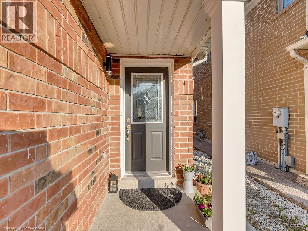 1270 NEWELL Street
