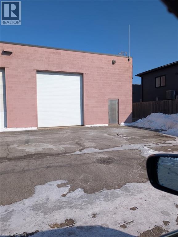 16 COMMUNITY Avenue Unit# 3