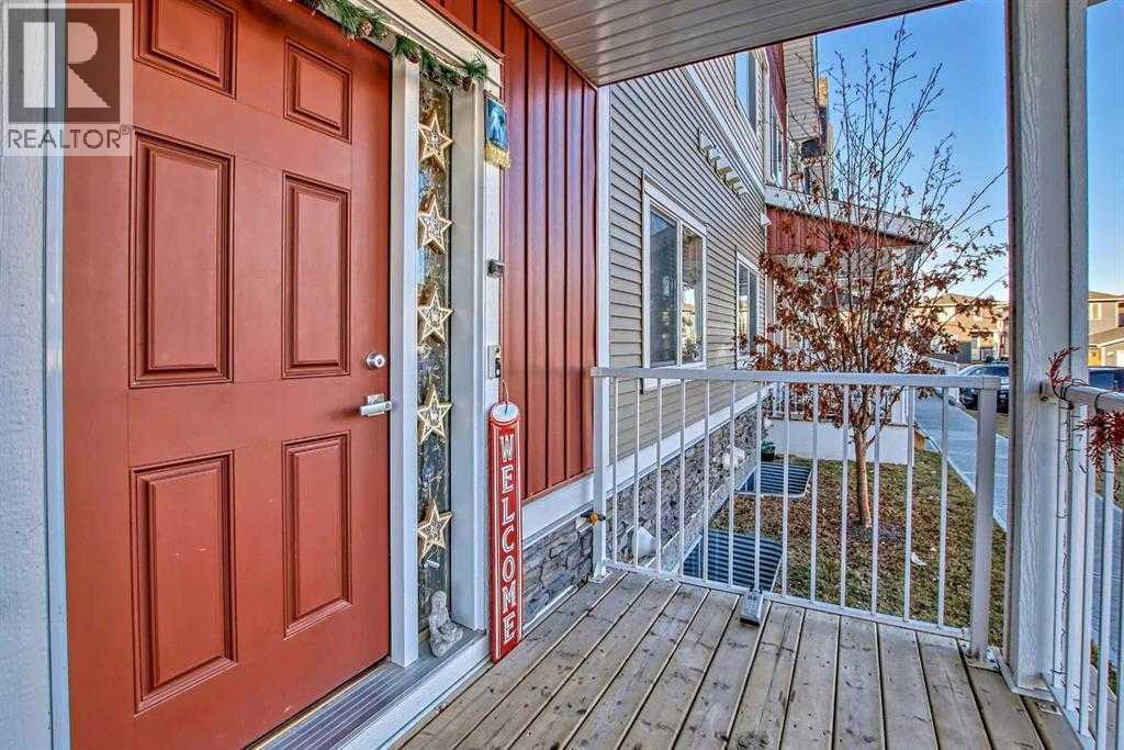 518, 32 RED EMBERS Parade NE