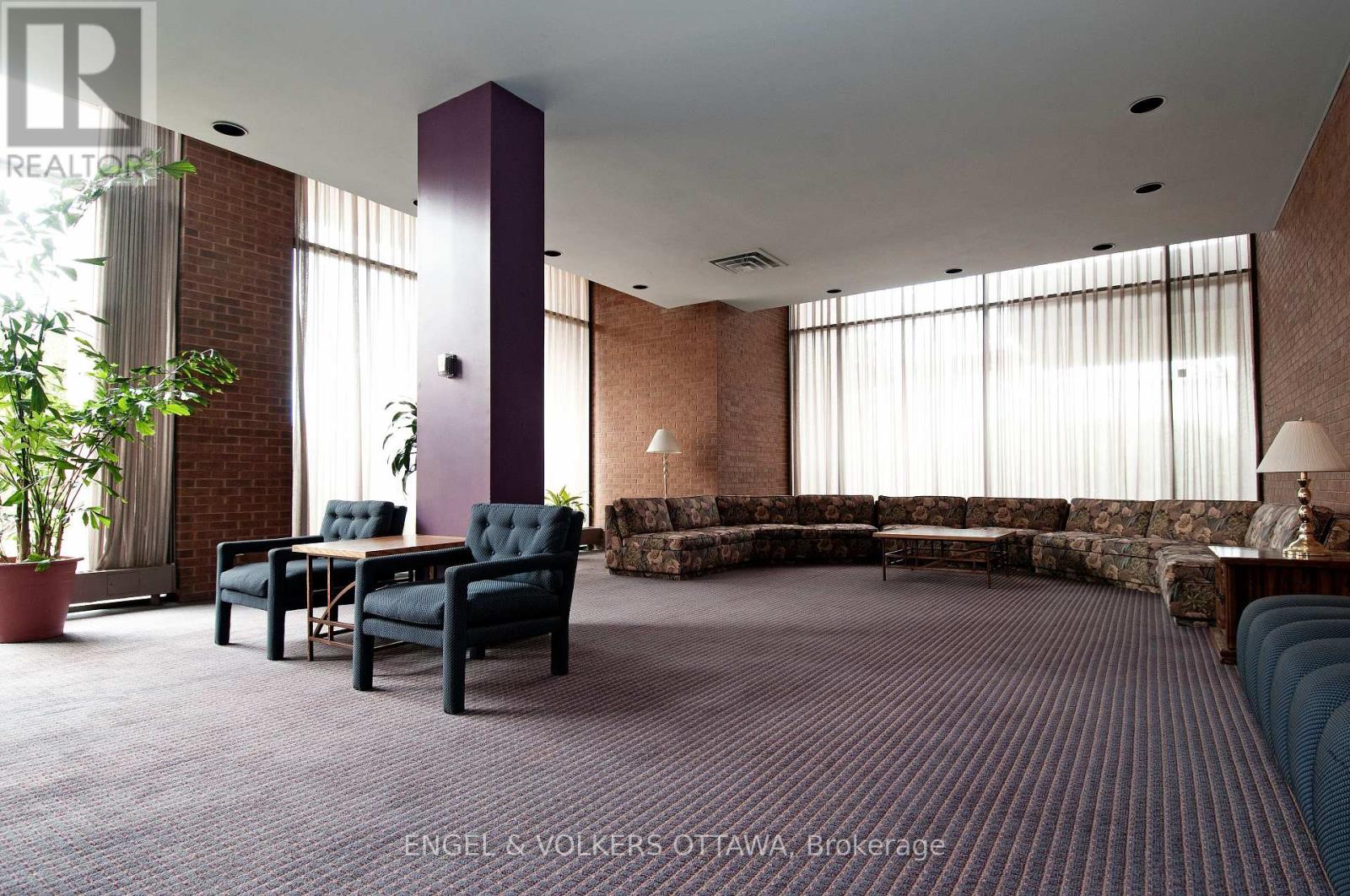 503 - 40 BOTELER STREET