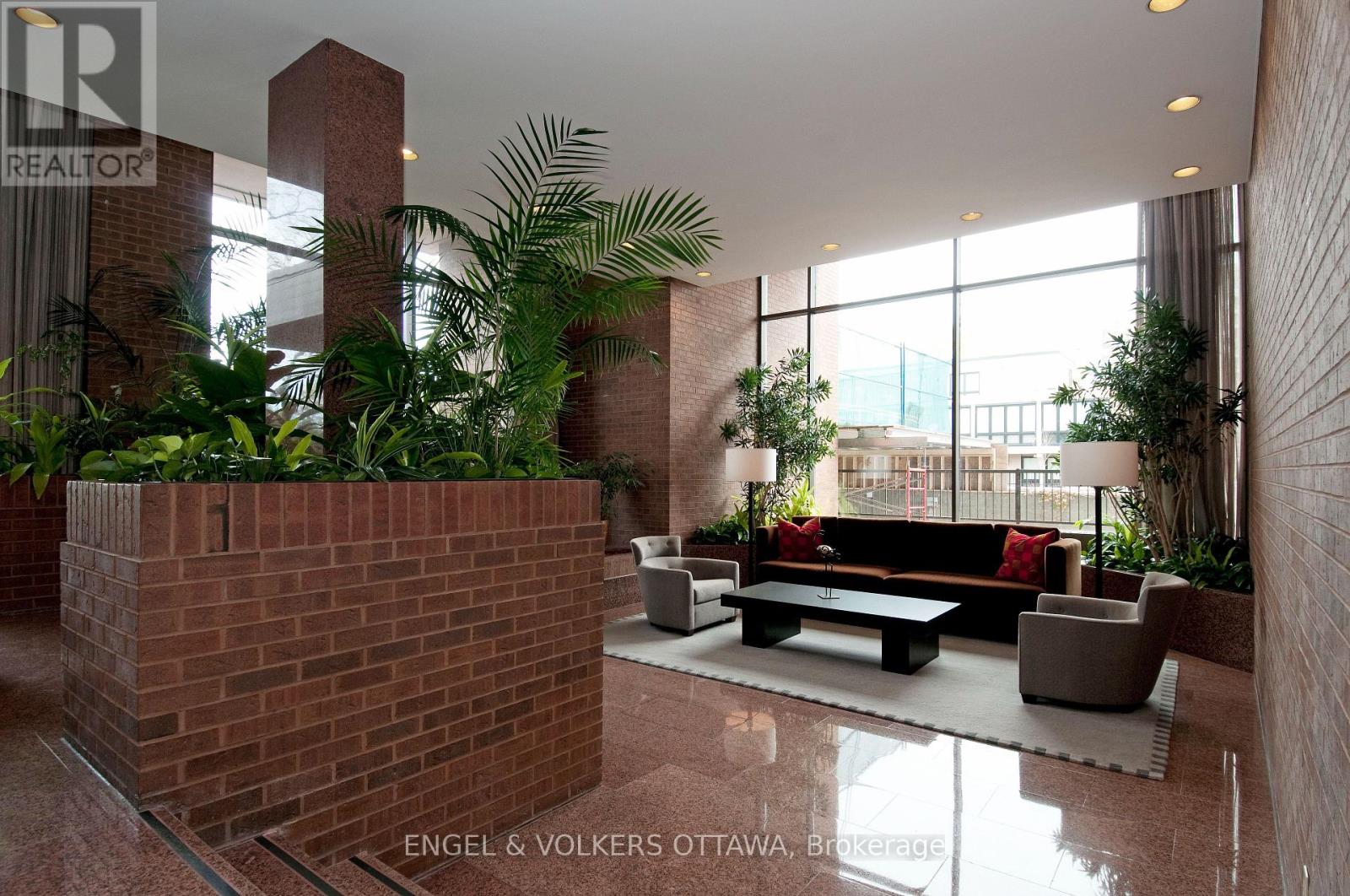 503 - 40 BOTELER STREET