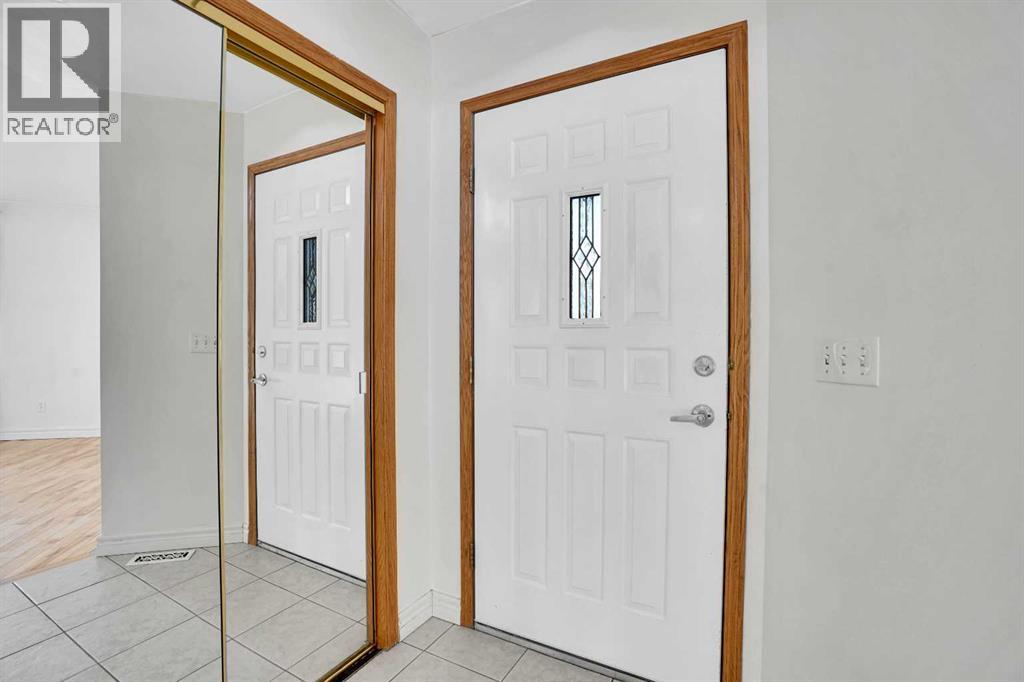 46 Somerset Close SW