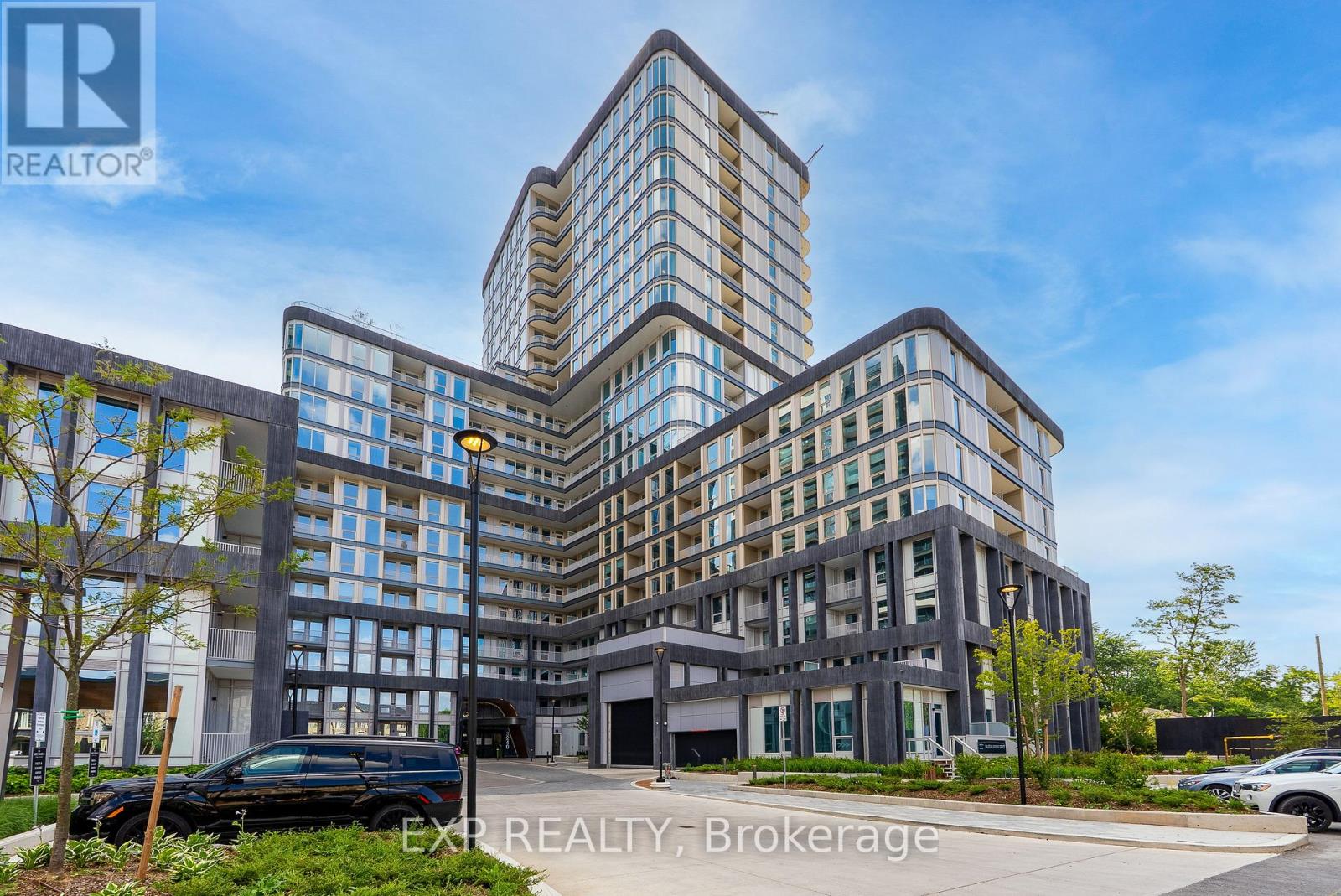 612 - 3240 WILLIAM COLTSON AVENUE