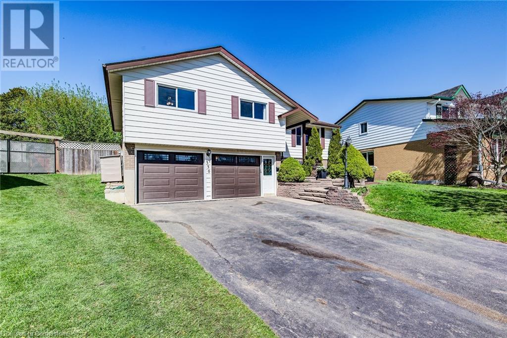 330 DALEVIEW Place