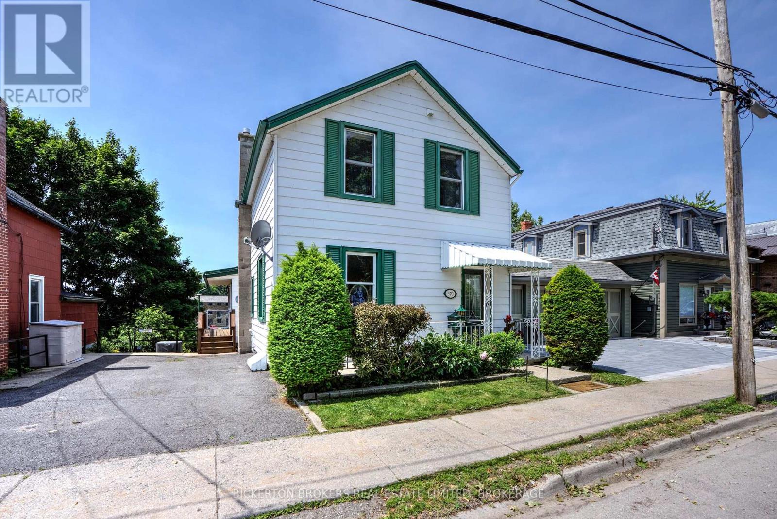 370 STONE STREET S