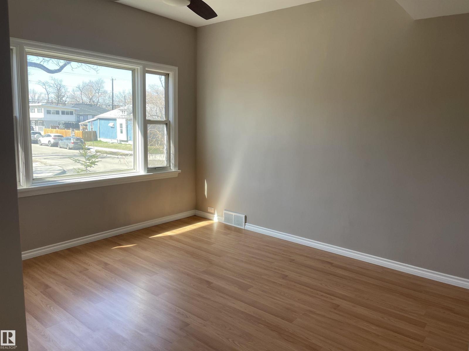 11161 96 ST NW