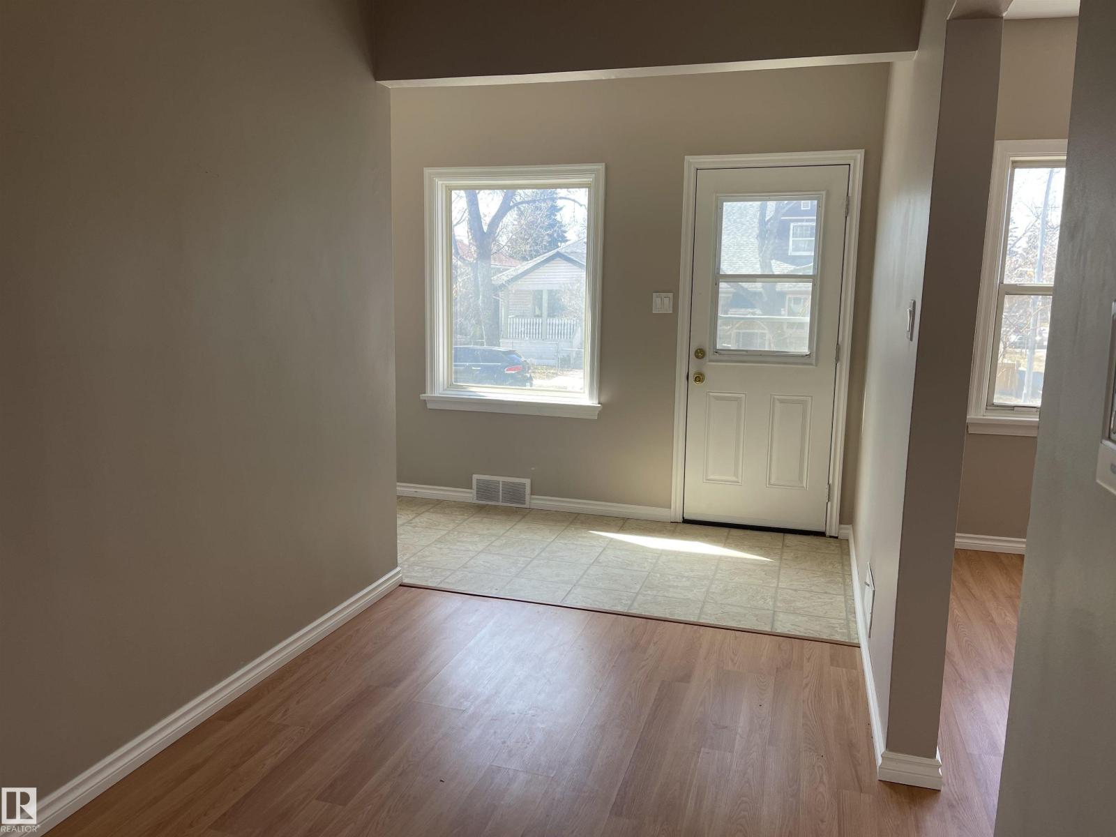 11161 96 ST NW