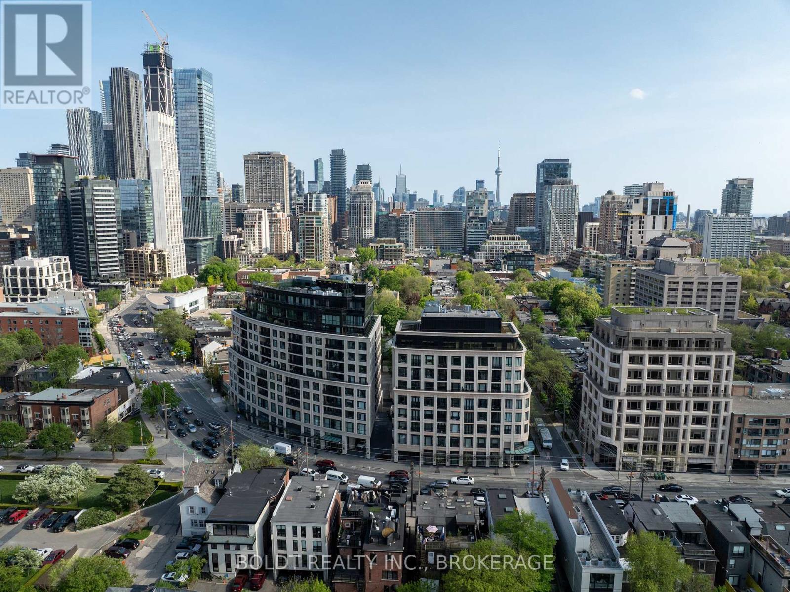 Photo 1 of 50 — 702 - 181 DAVENPORT ROAD Unit 702, Toronto (Annex), ON M5R1J1