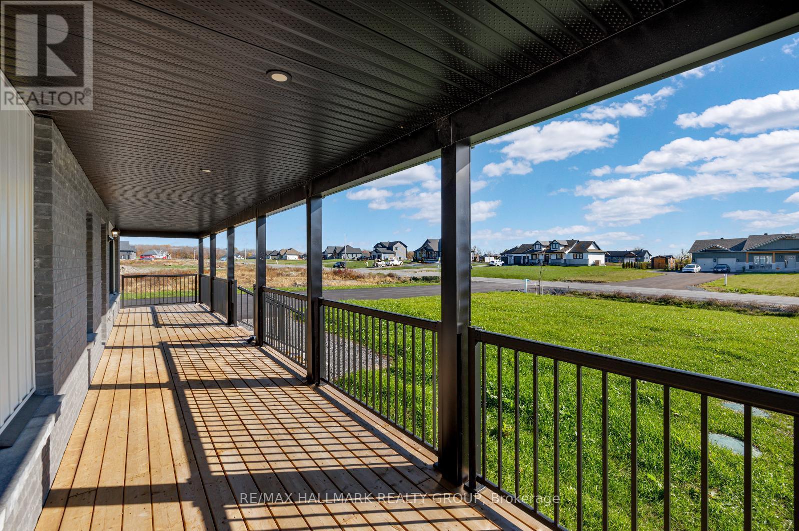 208 TRUDEAU CRESCENT