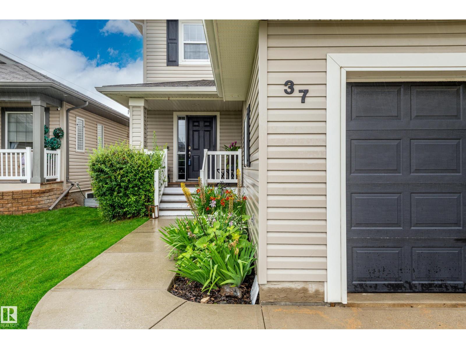 37 GRAYRIDGE CR