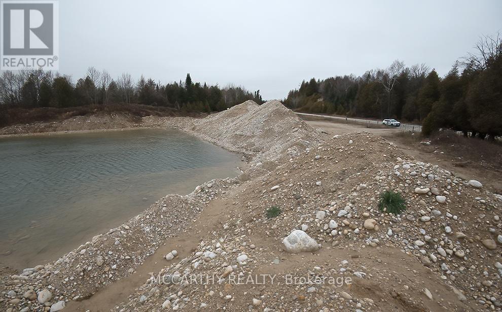 046384 SOUTHGATE RD 04 ROAD