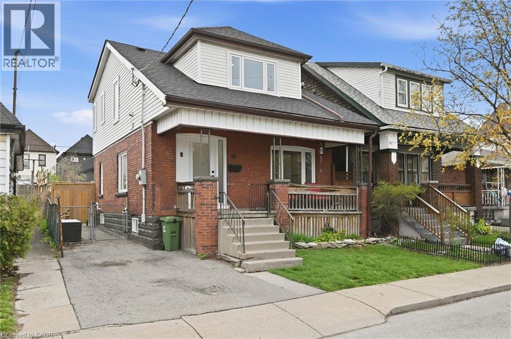 46 MAYFLOWER Avenue