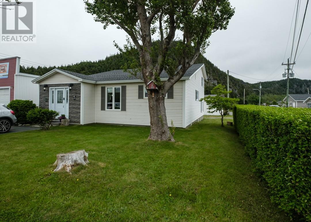 11 Blockhouse Road