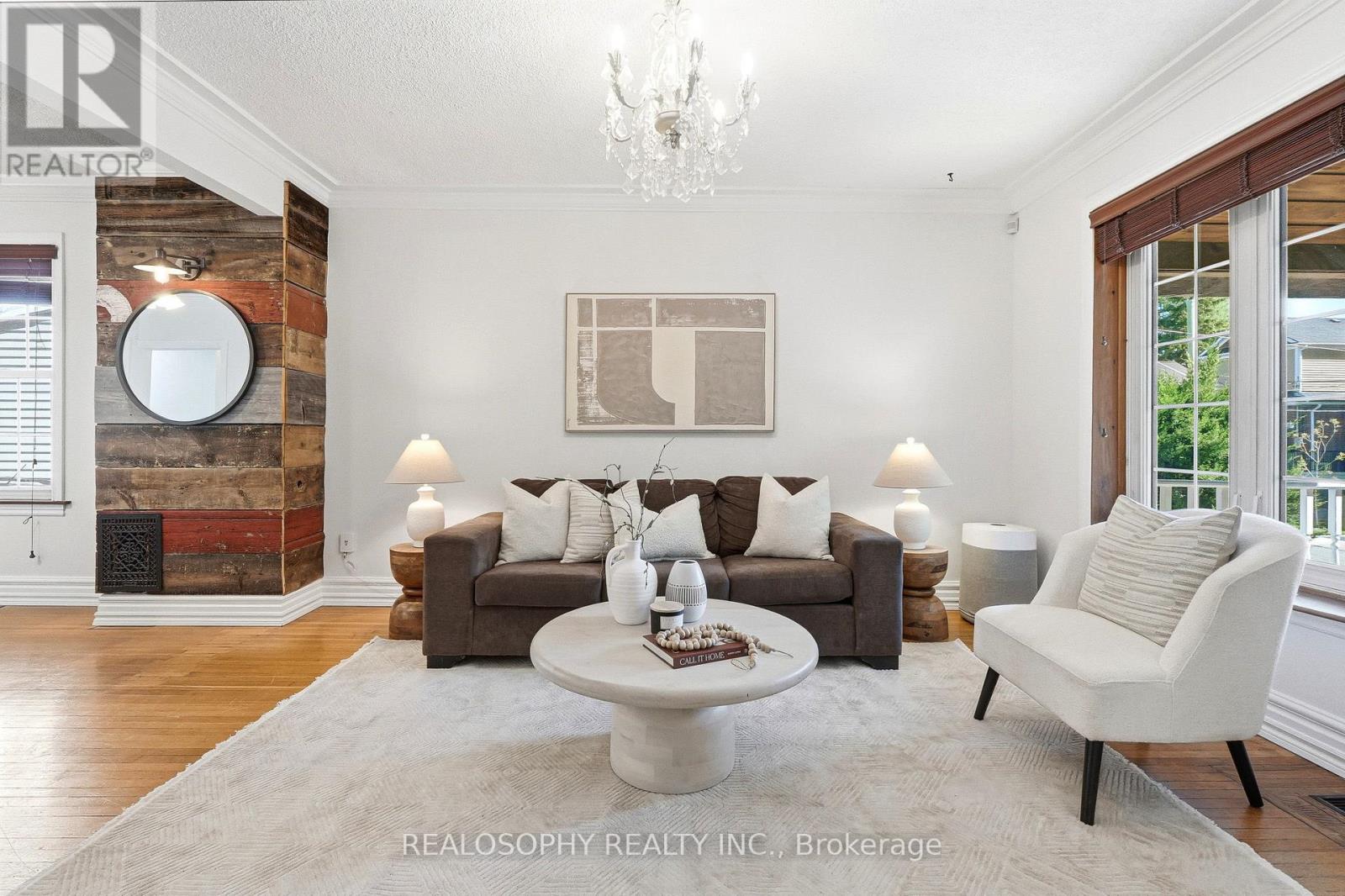 10 MEDFORD AVENUE