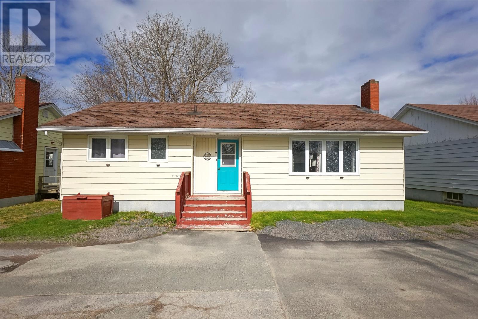 2-8 Bay Street