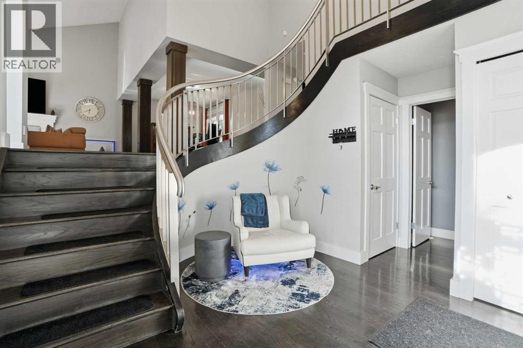 311 Coach Light Bay SW