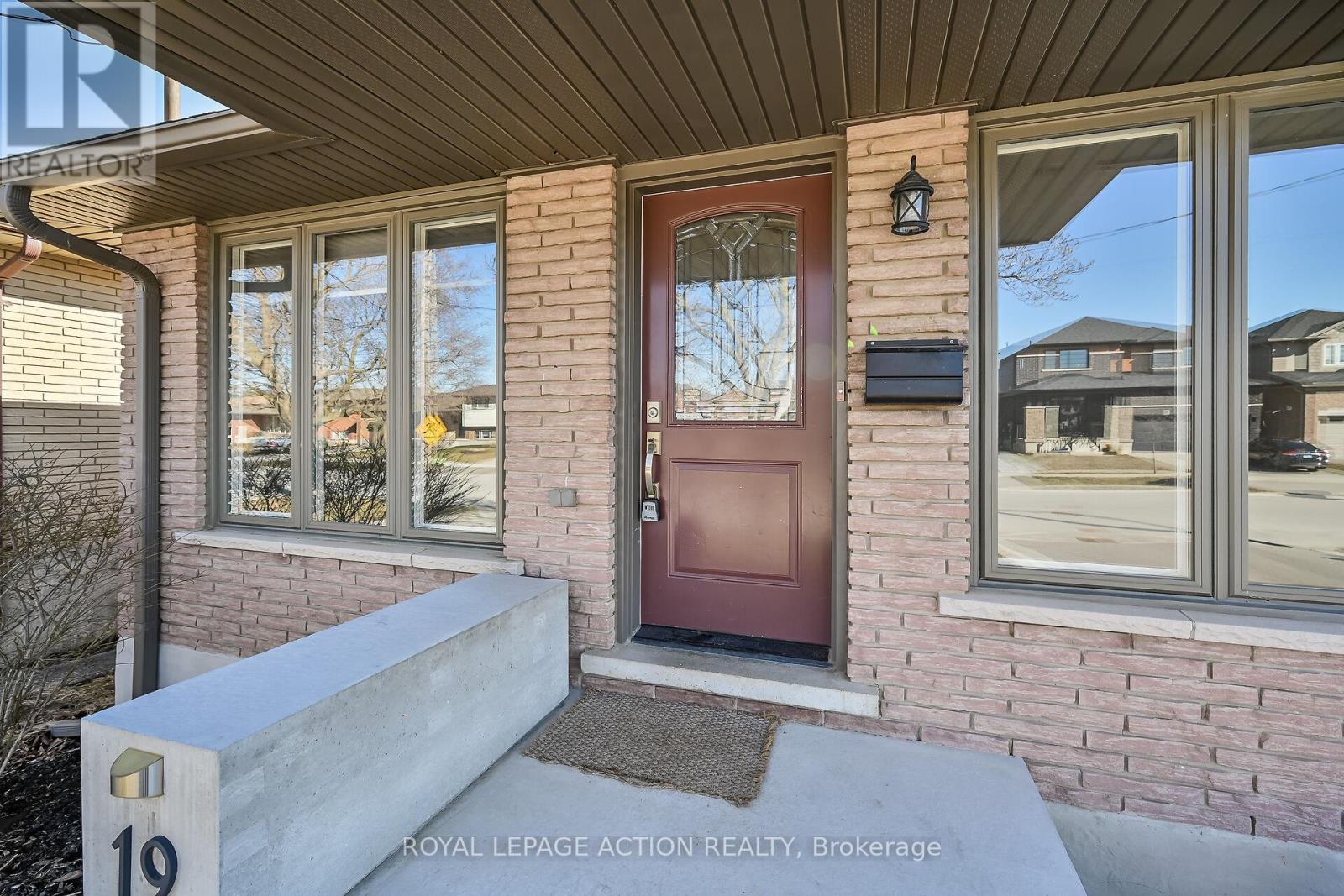 19 CUMBERLAND STREET