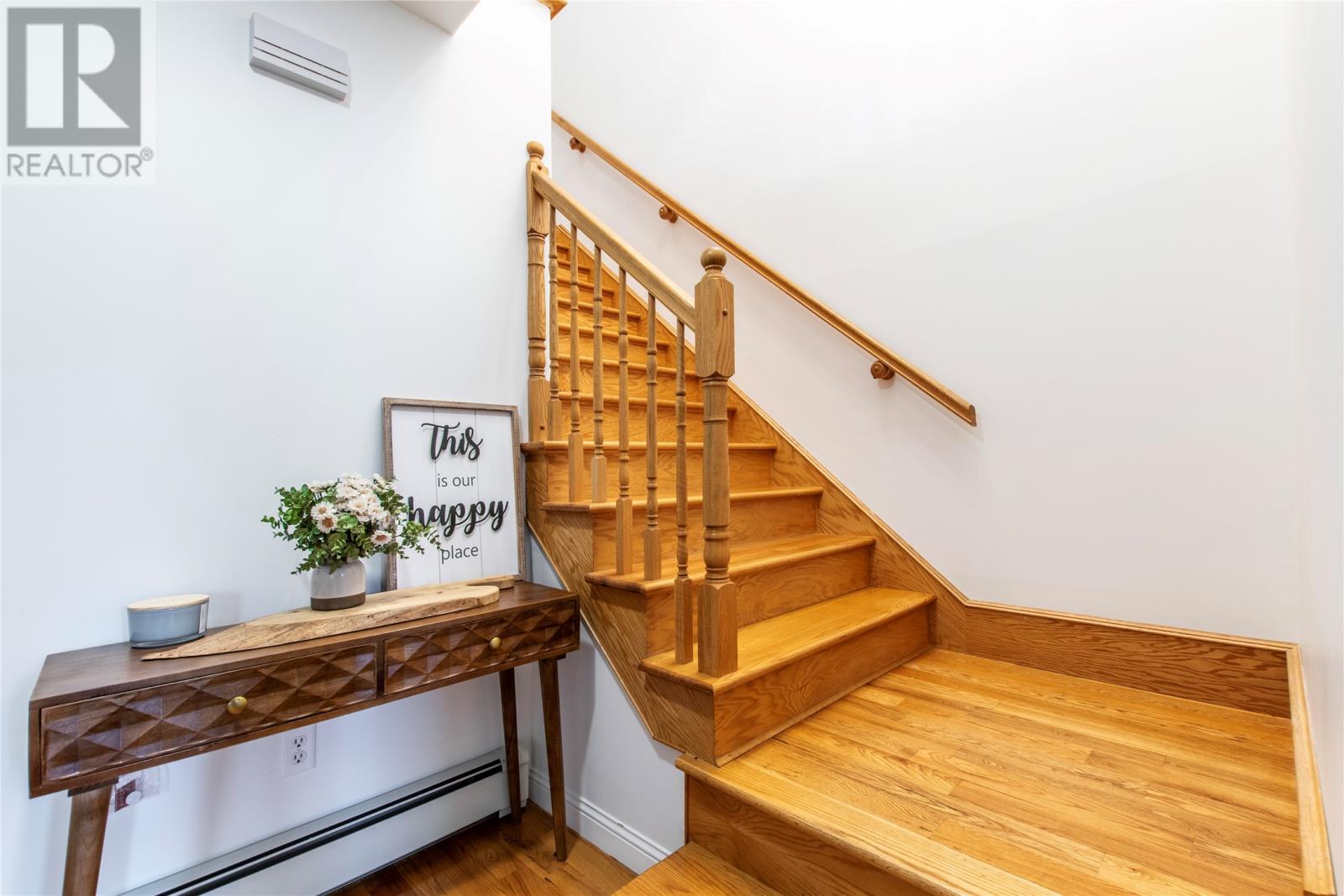 17 Cedarhurst Place