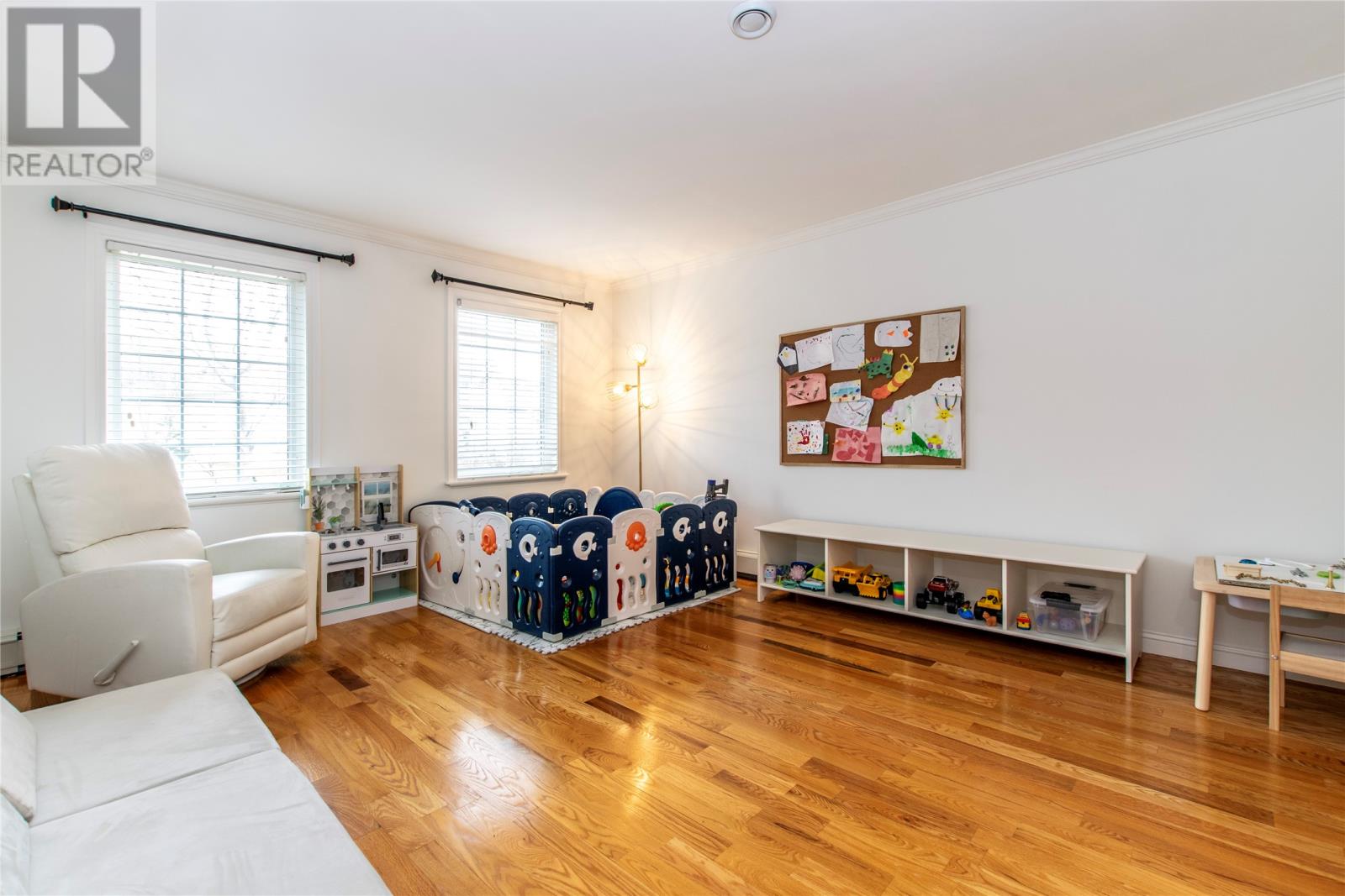 17 Cedarhurst Place