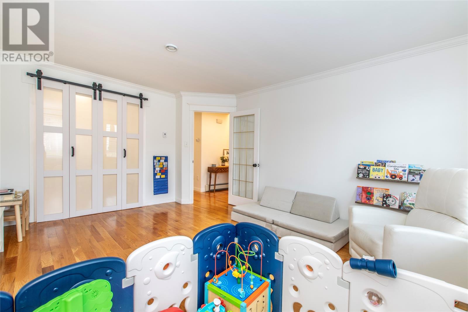 17 Cedarhurst Place