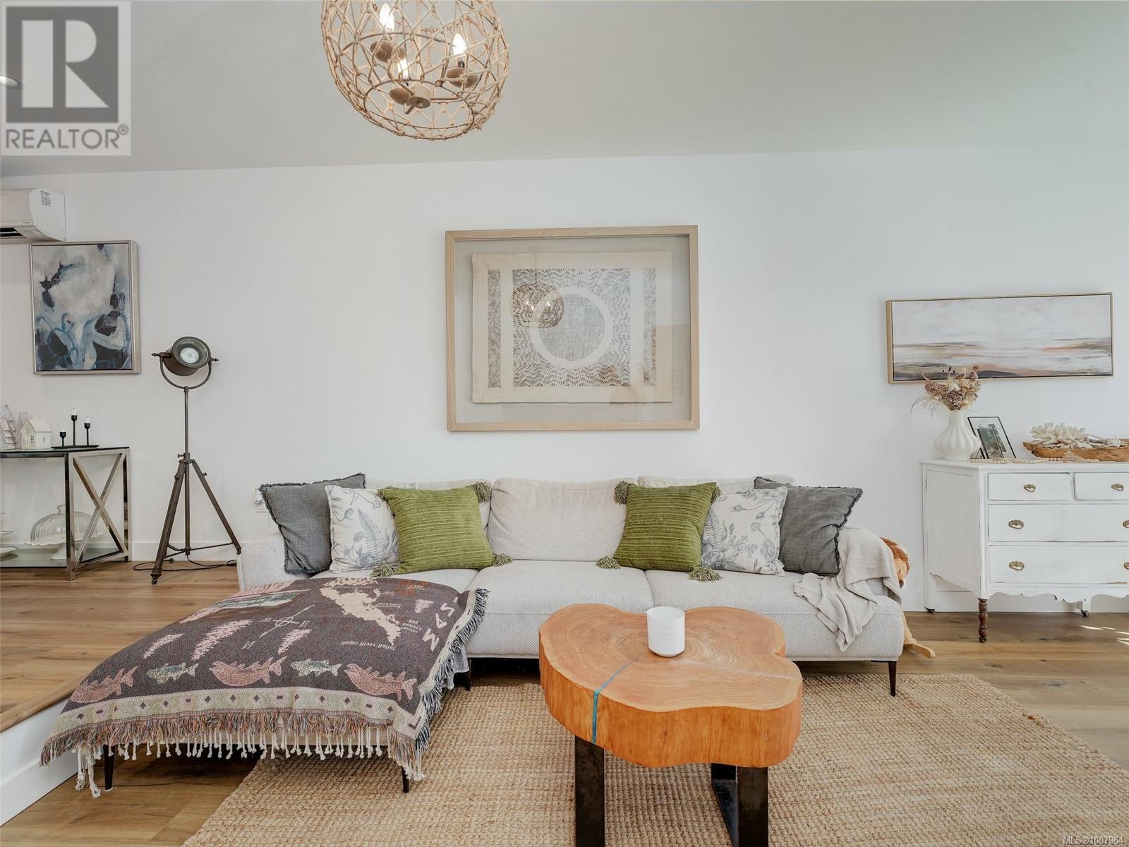 2146 Henlyn Dr