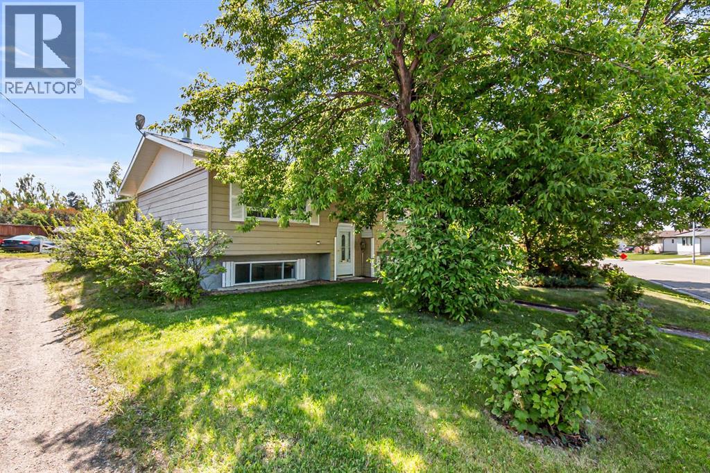 634 Macewan Drive