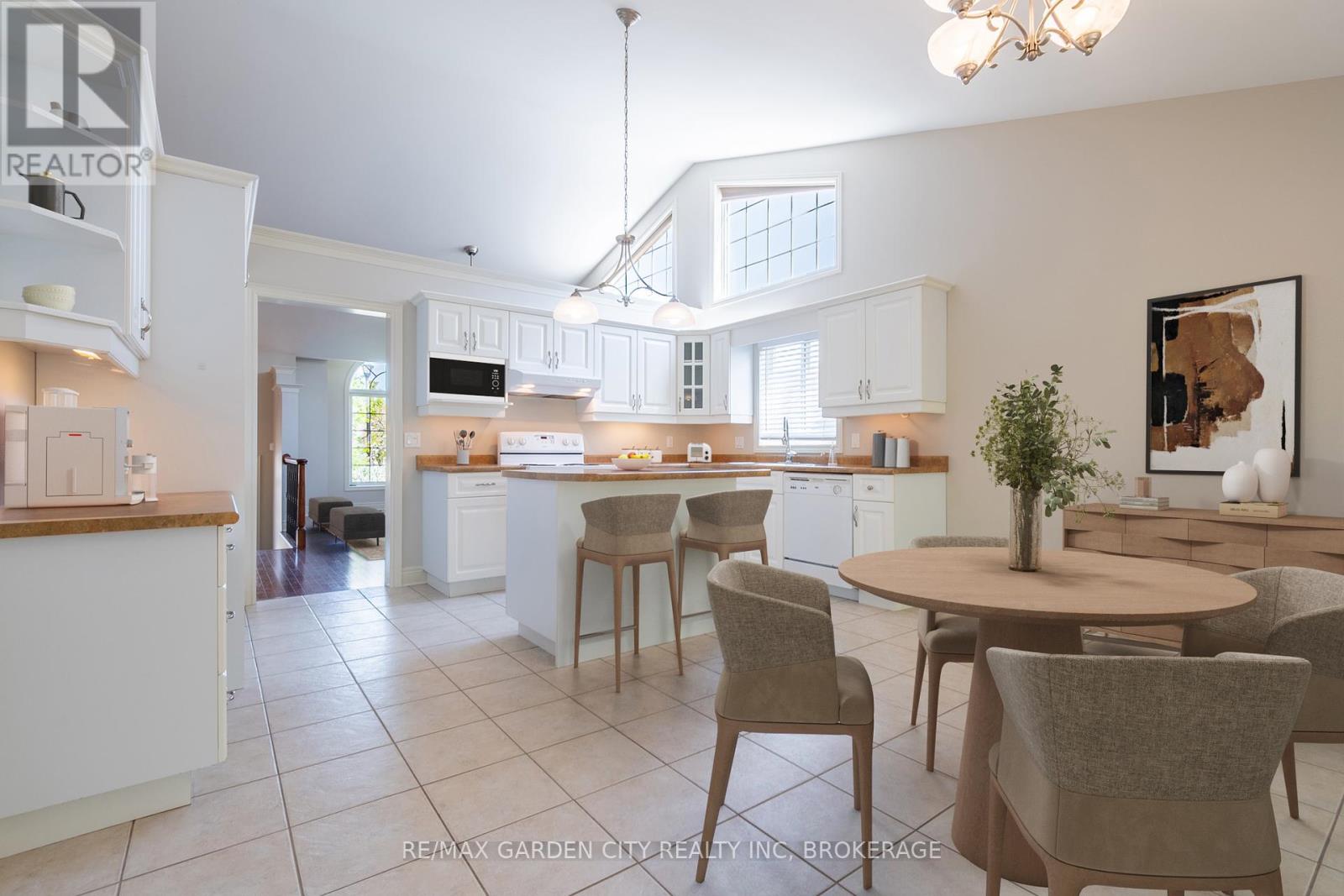 6 BRIARWOOD DRIVE
