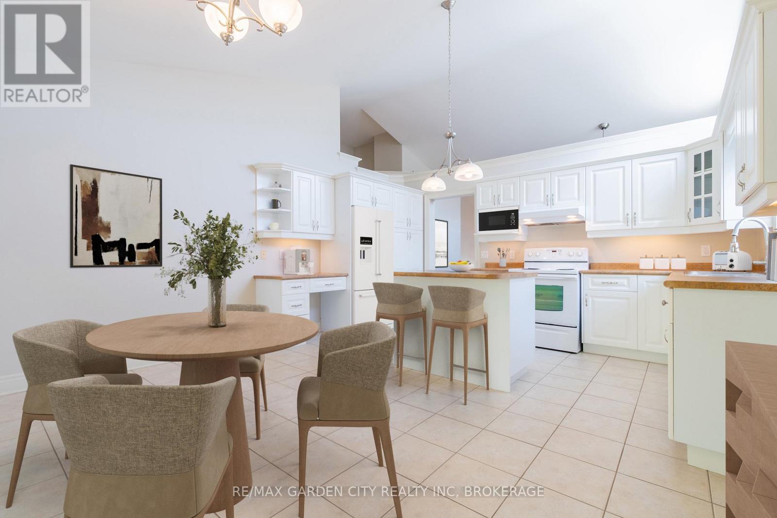 6 BRIARWOOD DRIVE