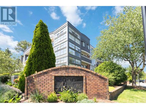 402 12025 207A STREET Maple Ridge BC V2X0R3