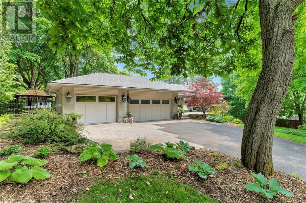 5 ORCHARD Crescent