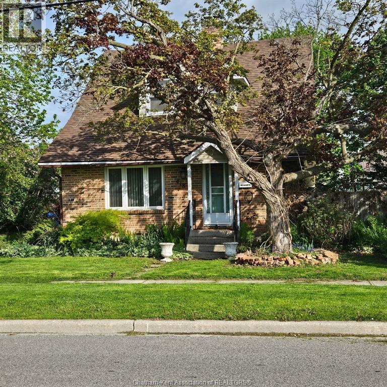 418 Gillard STREET