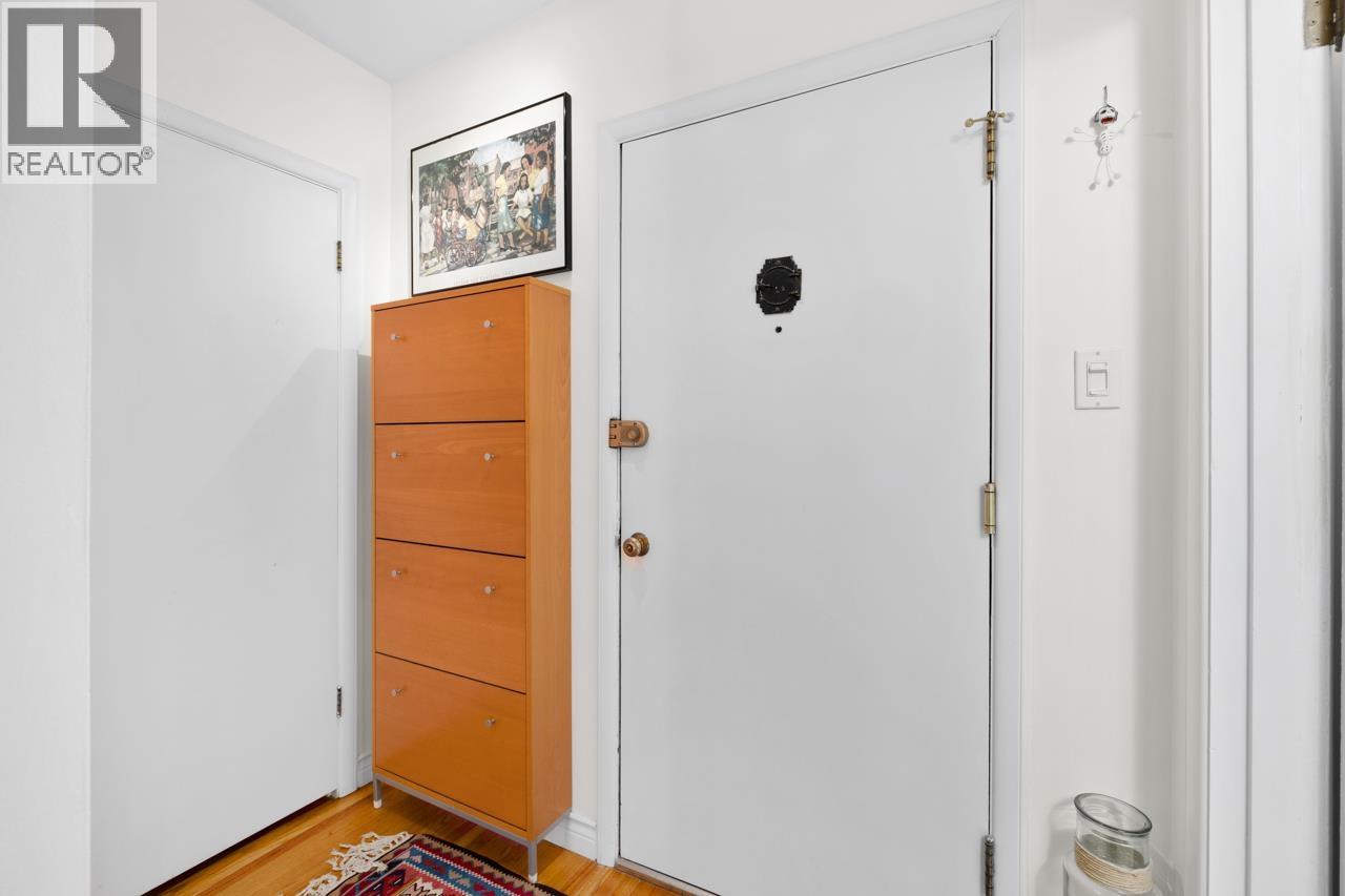 204 1565 BURNABY STREET