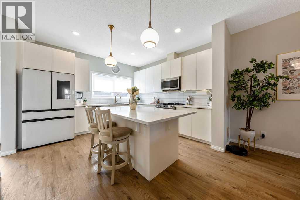 138 Midgrove Greenway SW